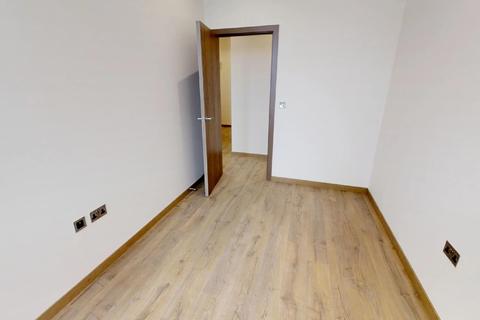 2 bedroom apartment to rent - High Road, Chadwell Heath, Essex