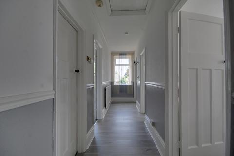 3 bedroom flat to rent, Knight Street, Pinchbeck PE11