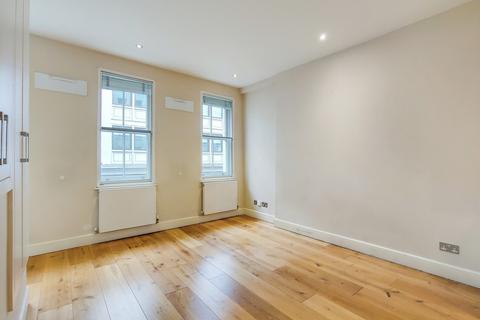 Studio to rent, William IV Street, Covent Garden WC2