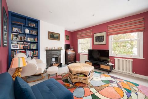Cobbold Road W12
