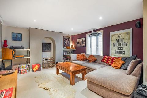 22 Artillery Terrace, Guildford, GU1 4NL