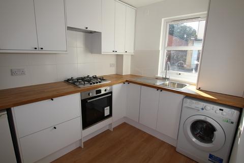 Studio to rent, High Street, Lower High Street, Cheltenham, GL50