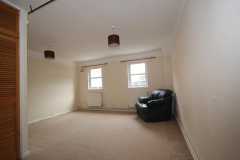 Studio to rent, High Street, Lower High Street, Cheltenham, GL50