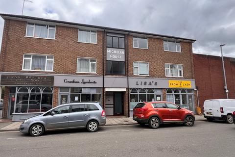 2 bedroom flat to rent, Guildhall Street, Grantham, NG31