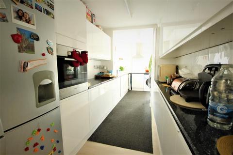 3 bedroom semi-detached house to rent, Derwent Gardens, Wembley, HA9