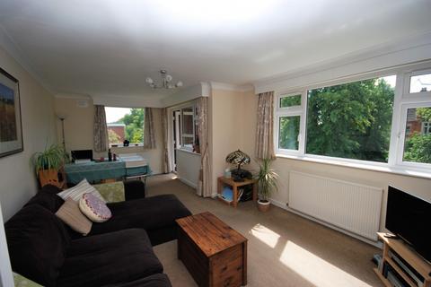 2 bedroom apartment to rent, Brookhurst Court, Beverley Road, Leamington Spa, CV32