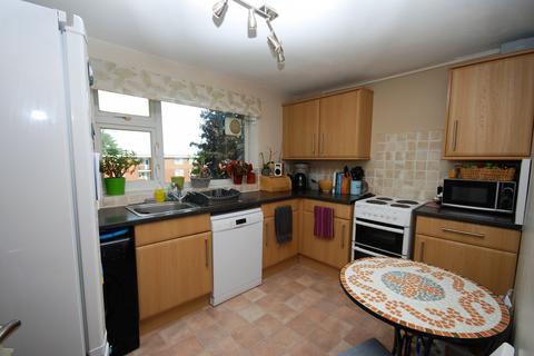 2 bedroom apartment to rent, Brookhurst Court, Beverley Road, Leamington Spa, CV32