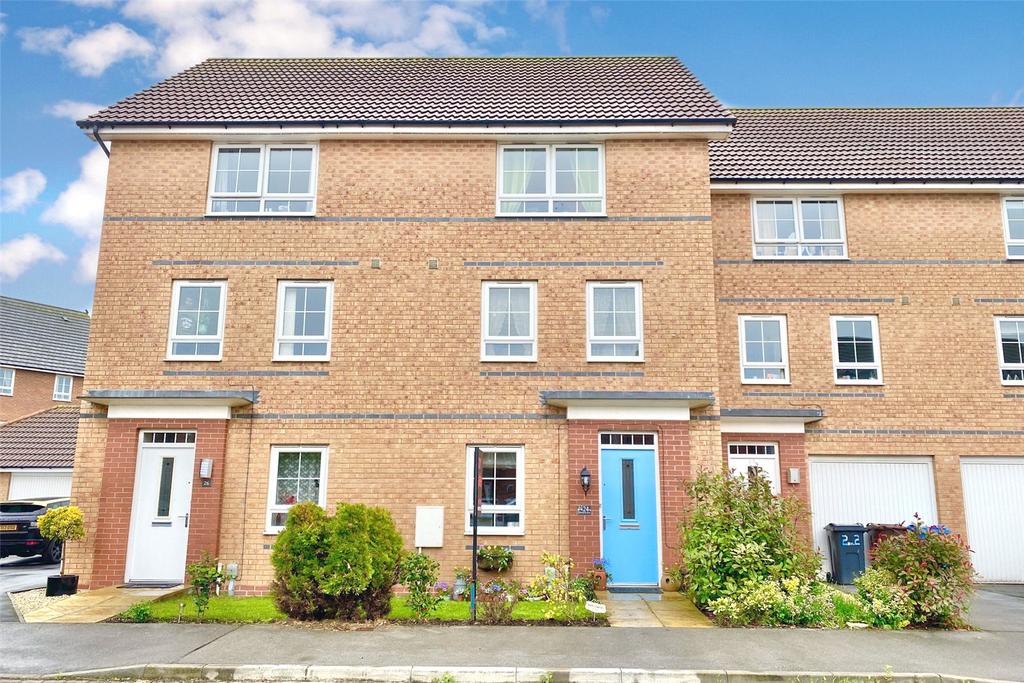 Brompton Park, Kingswood, Hull, East Yorkshire, HU7 4 bed terraced