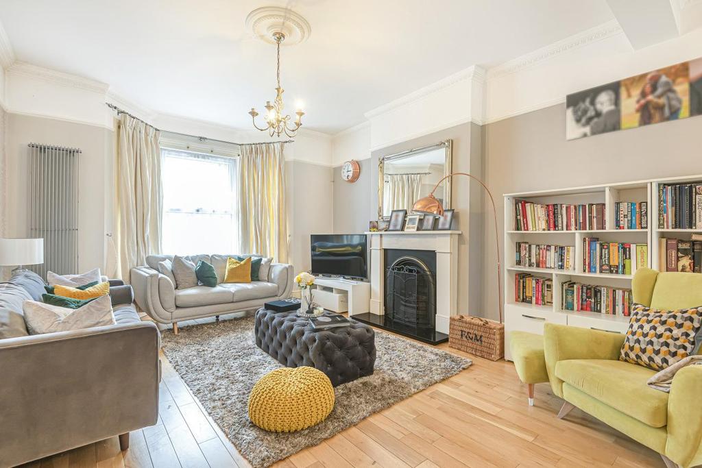 Knighton Park Road, Sydenham 4 bed semidetached house £840,000