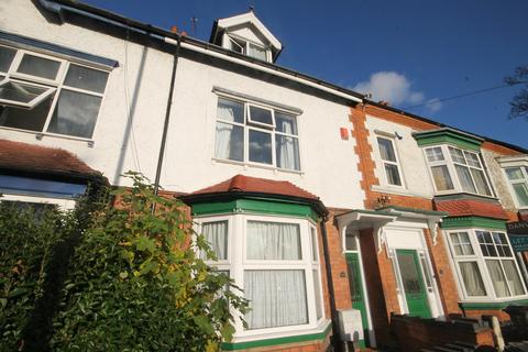 4 bedroom flat to rent, Imperial Avenue, West End, Leicester LE3