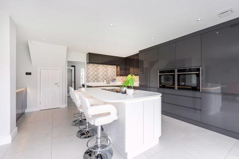1 Whitmore Crescent, Chelmsford, CM2 6YN