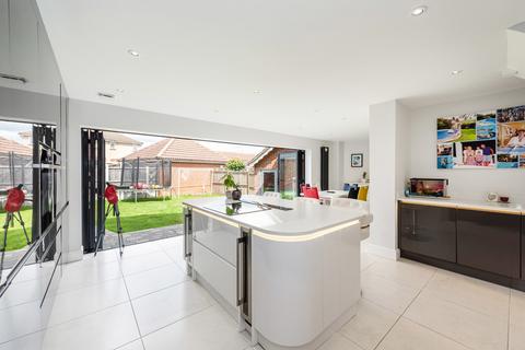 1 Whitmore Crescent, Chelmsford, CM2 6YN