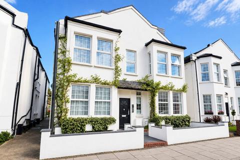 undefined, Robinson Road, Colliers Wood, London, SW17
