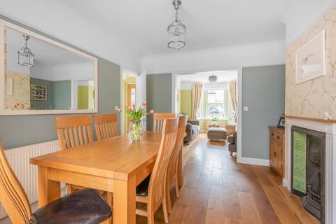 15 James Road, Peasmarsh, Guildford, GU3 1NF