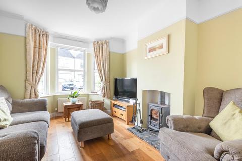 15 James Road, Peasmarsh, Guildford, GU3 1NF