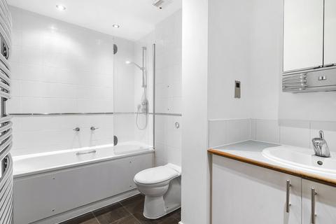 Studio to rent, St Martin's Lane, Covent Garden, WC2N