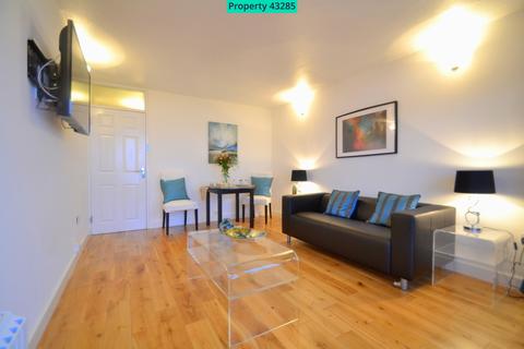 1 bedroom flat to rent, Golborne Road, London, W10