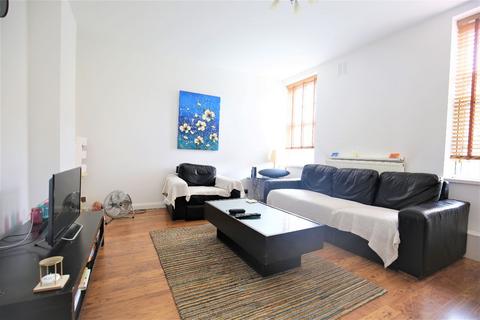 2 bedroom flat to rent, Leighton Road, London NW5