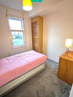 2 bedroom flat to rent, 39 Gauze Street, Paisley, PA1 1EX