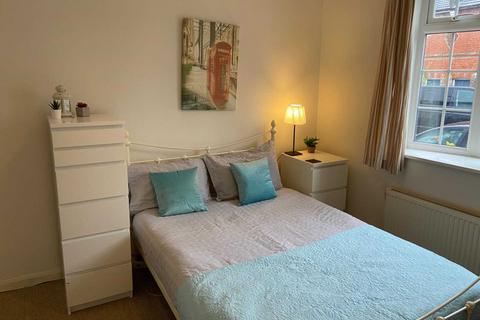 undefined, George Road, Guildford GU1