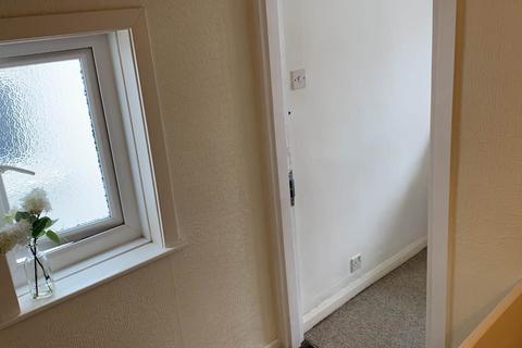 1 bedroom in a house share to rent, George Road, Guildford GU1