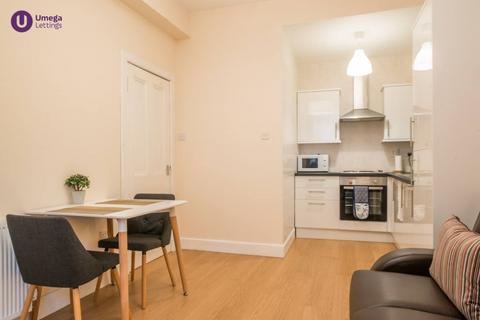 1 bedroom flat to rent, Stewart Terrace, Gorgie, Edinburgh, EH11