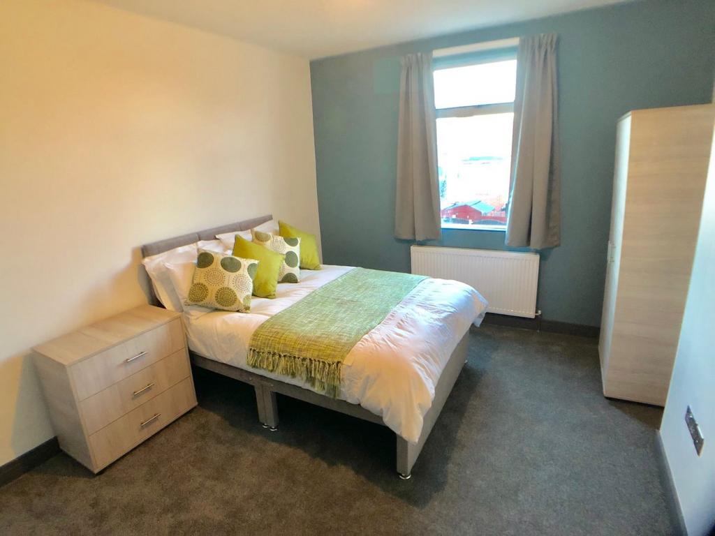 6 Bed HMO   Dodworth Road