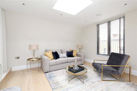 3 bedroom apartment to rent, Bell Yard, Strand, London, WC2A