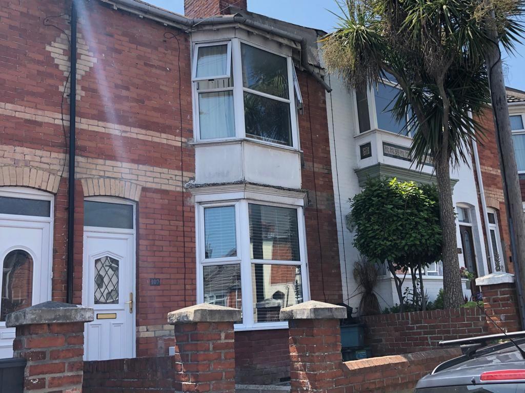 Chickerell Road, Weymouth 3 bed terraced house £200,000