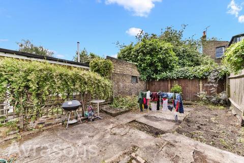 4 bedroom terraced house to rent, CLEAVER SQUARE, KENNINGTON