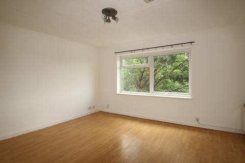 1 bedroom flat to rent, Gregories Close, Town Centre, Luton, LU3