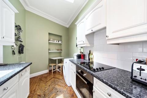 1 bedroom apartment to rent, Clerkenwell Road, EC1M