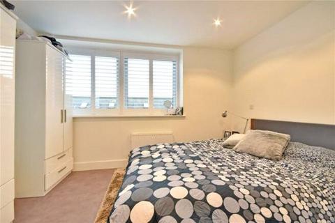 1 bedroom apartment to rent, Blackburn Road, West Hampstead, London, NW6