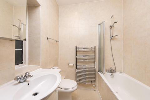 2 bedroom apartment for sale, Queens Mansions, NW4