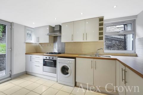 6 bedroom terraced house to rent, Parolles Road, Archway