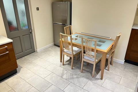 1 bedroom apartment to rent, 1 Stamford Place, Sale M33
