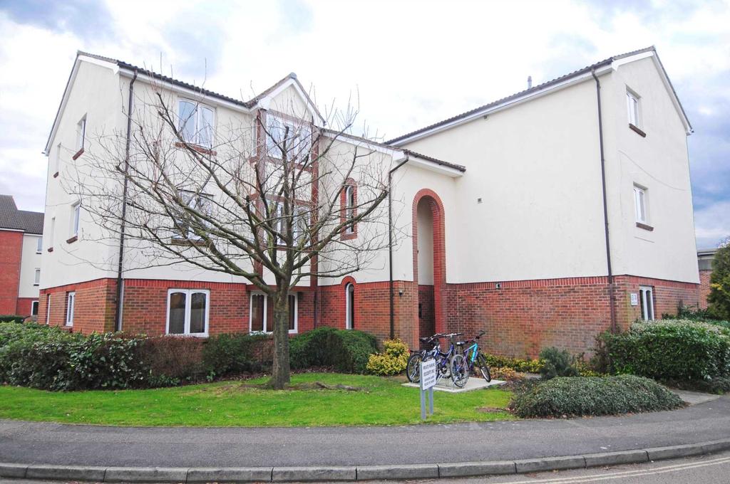 Three Bridges, Crawley, West Sussex 1 bed apartment £935 pcm (£216 pw)
