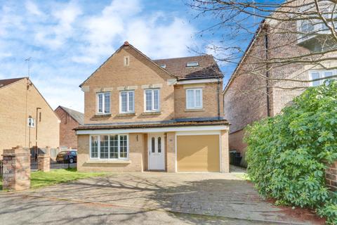 4 bedroom detached house to rent, Principal Rise, Dringhouses, York, YO24