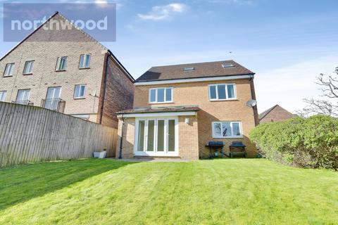 4 bedroom detached house to rent, Principal Rise, Dringhouses, York, YO24