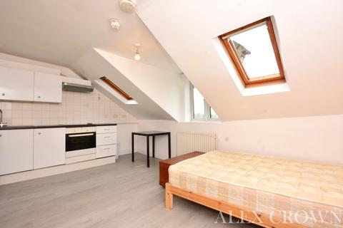 House share to rent, Holloway Road, Archway