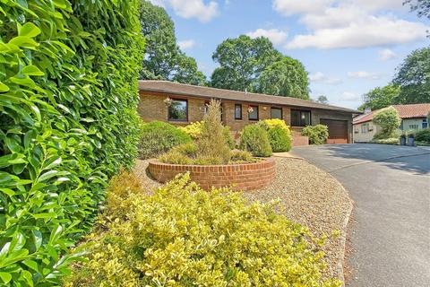 4 bedroom detached bungalow for sale, Silver Close, Kingswood, Surrey