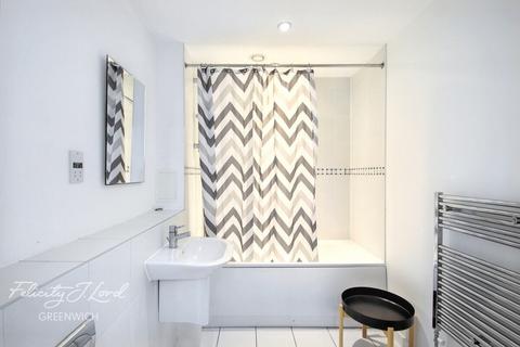 2 bedroom apartment to rent, Greenwich High Road, London