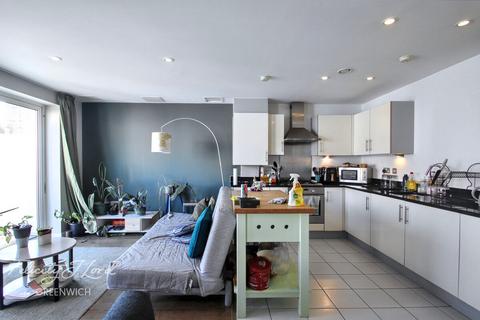 2 bedroom apartment to rent, Greenwich High Road, London
