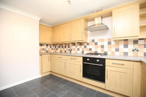 3 bedroom terraced house to rent, Greendale Close, Atherstone