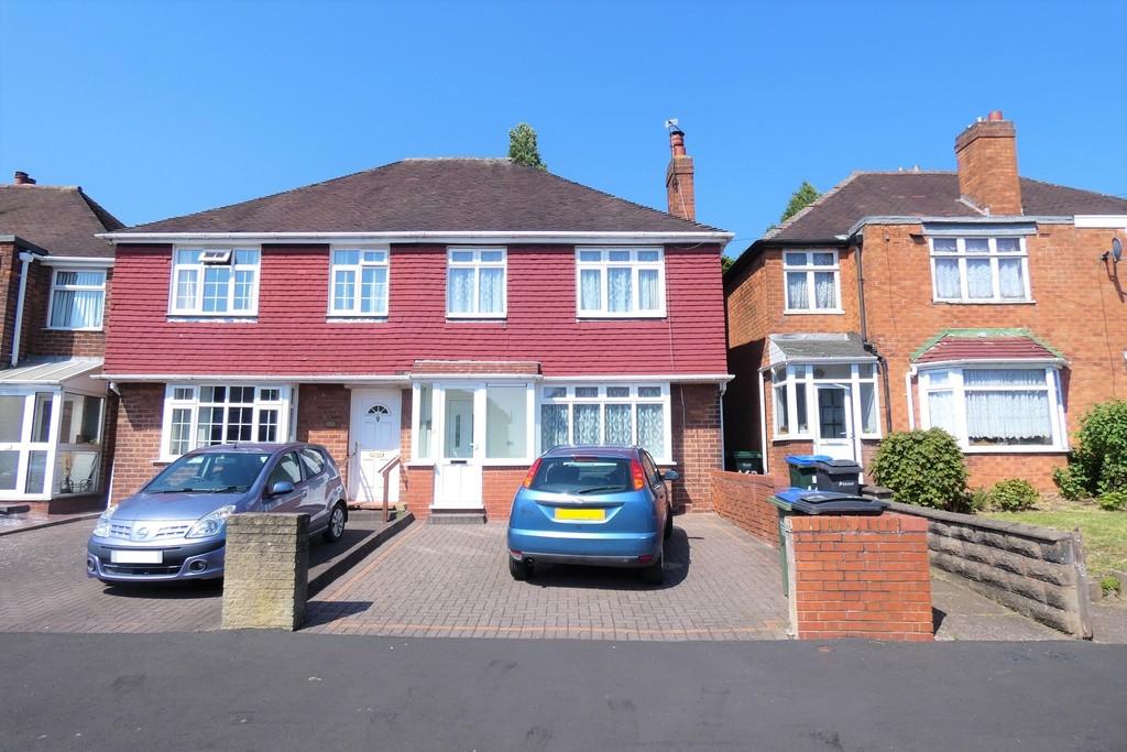 Jayshaw Avenue, Great Barr 3 bed semidetached house £200,000