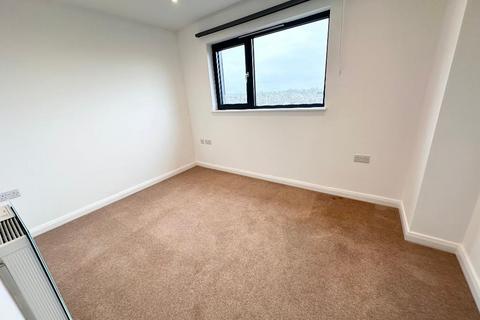 2 bedroom flat to rent, Azalea Drive, Swanley, Kent, BR8 8FA