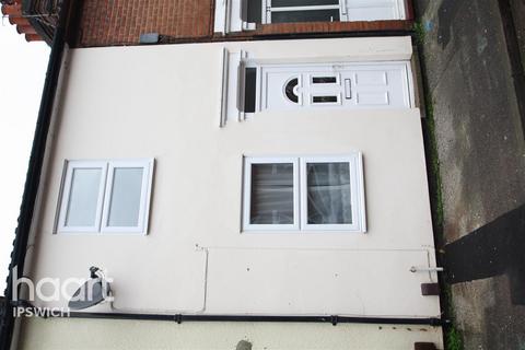 3 bedroom terraced house to rent, Bradley Street, Ipswich