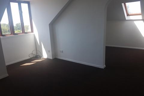 2 bedroom flat to rent, Scout Way, NW7