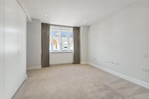 3 bedroom flat to rent, Sloane Street, London