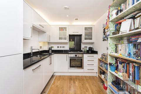 1 bedroom property for sale, Steepleview Apartments, Holloway, London, N7